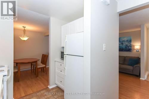 87A - 758 St Andre Drive, Ottawa, ON - Indoor