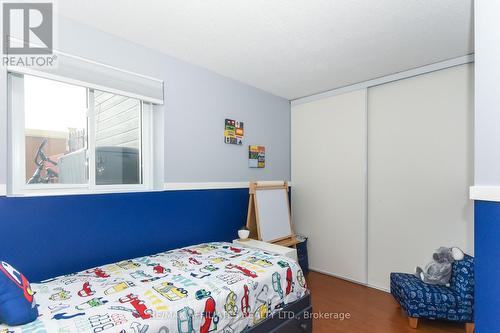87A - 758 St Andre Drive, Ottawa, ON - Indoor Photo Showing Bedroom