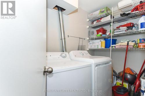 87A - 758 St Andre Drive, Ottawa, ON - Indoor Photo Showing Laundry Room