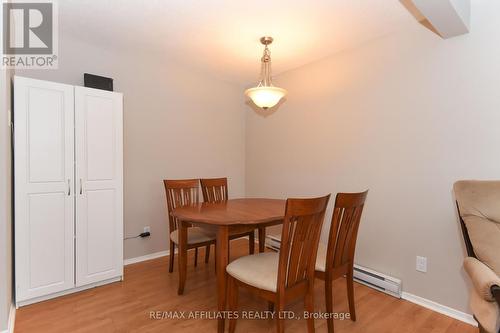 87A - 758 St Andre Drive, Ottawa, ON - Indoor Photo Showing Dining Room