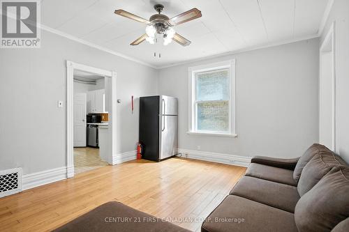 111 Wharncliffe Road N, London North (North N), ON - Indoor