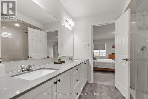 501 Parade Drive, Ottawa, ON - Indoor Photo Showing Bathroom