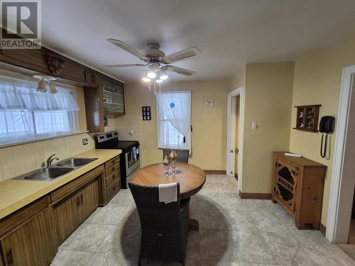 349 Fourth Ave, Sault Ste. Marie, ON - Indoor Photo Showing Kitchen With Double Sink