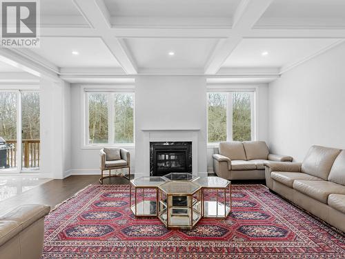 171 Busato Drive, Whitchurch-Stouffville, ON - Indoor Photo Showing Living Room With Fireplace