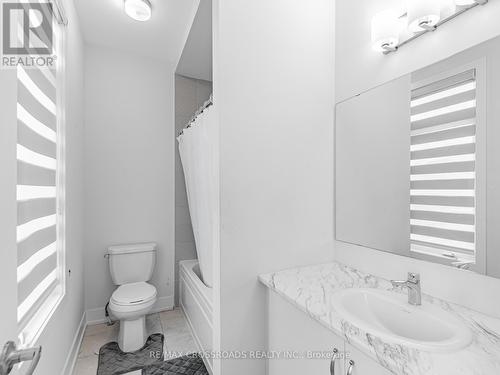 171 Busato Drive, Whitchurch-Stouffville, ON - Indoor Photo Showing Bathroom