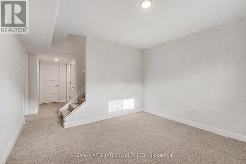 408 Falcon Lane, Russell, ON - Indoor Photo Showing Other Room