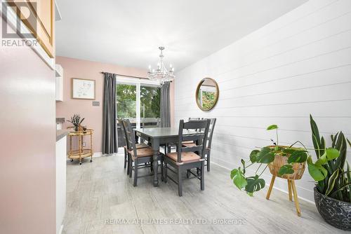 121 Stamford Drive, Drummond/North Elmsley, ON - Indoor Photo Showing Dining Room