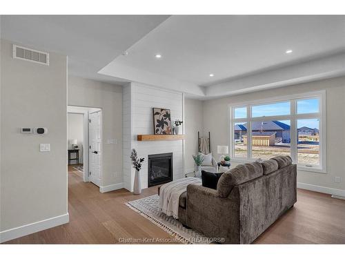 172 Rosewood Crescent, Chatham, ON 