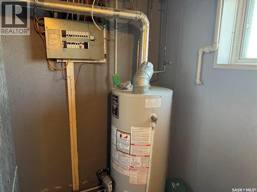 201 Y Avenue S, Saskatoon, SK - Indoor Photo Showing Basement