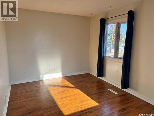 201 Y Avenue S, Saskatoon, SK - Indoor Photo Showing Other Room