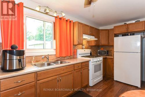 7032 Mason Street, Ottawa, ON - Indoor Photo Showing Kitchen With Double Sink