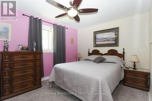 7032 Mason Street, Ottawa, ON - Indoor Photo Showing Bedroom
