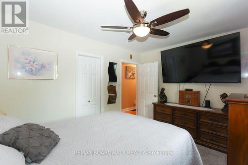 7032 Mason Street, Ottawa, ON - Indoor Photo Showing Bedroom