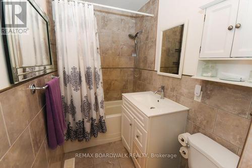 7032 Mason Street, Ottawa, ON - Indoor Photo Showing Bathroom