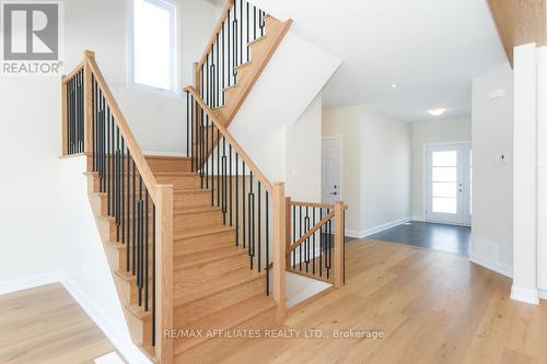 1060 Chablis Crescent, Russell, ON - Indoor Photo Showing Other Room
