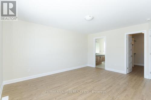 1060 Chablis Crescent, Russell, ON - Indoor Photo Showing Other Room