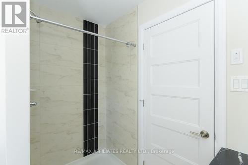 1060 Chablis Crescent, Russell, ON - Indoor Photo Showing Bathroom