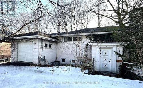 Front exterior with attached garage - 17 Glen Robert Drive, Toronto, ON - Outdoor