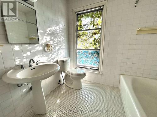 17 Glen Robert Drive, Toronto, ON - Indoor Photo Showing Bathroom