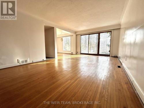 17 Glen Robert Drive, Toronto, ON - Indoor Photo Showing Other Room