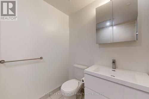 1605 - 8119 Birchmount Road, Markham, ON - Indoor Photo Showing Bathroom