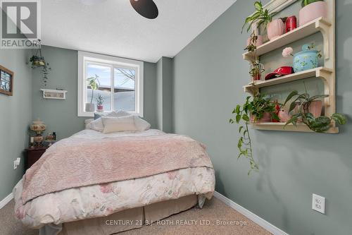 4 - 19 Cheltenham Road, Barrie, ON - Indoor Photo Showing Bedroom