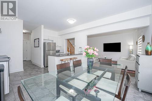 42 Alaskan Heights, Barrie, ON - Indoor Photo Showing Dining Room