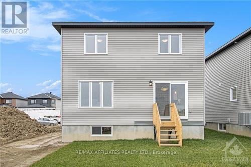 1207 Montblanc Crescent, Russell, ON - Outdoor