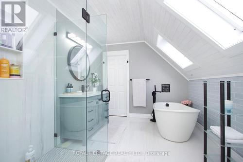 31 Ambleside Drive, Scugog, ON - Indoor Photo Showing Bathroom