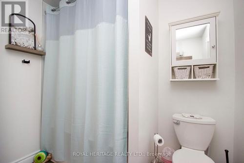 31 Ambleside Drive, Scugog, ON - Indoor Photo Showing Bathroom