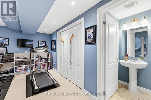 2415 Winlord Place, Oshawa (Windfields), ON - Indoor Photo Showing Bathroom