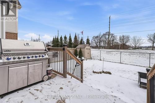 2415 Winlord Place, Oshawa (Windfields), ON - Outdoor
