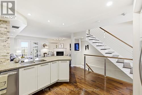 102 - 1995 Royal Road, Pickering (Village East), ON - Indoor Photo Showing Kitchen