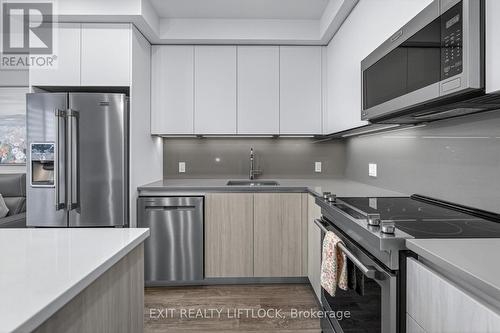 805 - 195 Hunter E, Peterborough (Ashburnham Ward 4), ON - Indoor Photo Showing Kitchen With Stainless Steel Kitchen With Double Sink