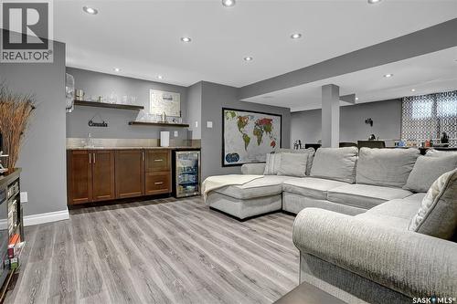 845 Alder Avenue, Moose Jaw, SK - Indoor Photo Showing Living Room