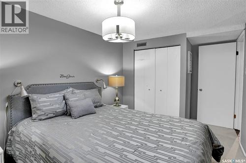 845 Alder Avenue, Moose Jaw, SK - Indoor Photo Showing Bedroom