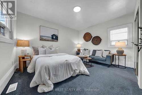 164 Albert Street, Oshawa, ON - Indoor Photo Showing Bedroom