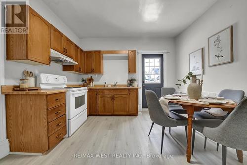 164 Albert Street, Oshawa, ON - Indoor