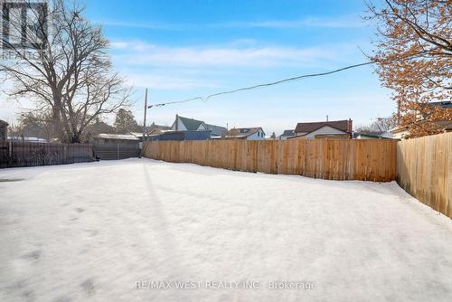 164 Albert Street, Oshawa, ON - Outdoor