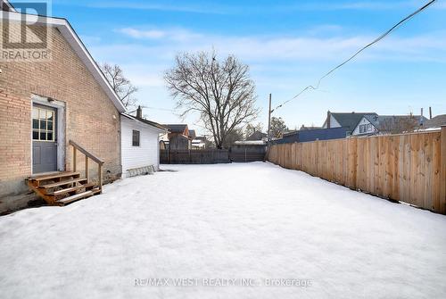 164 Albert Street, Oshawa, ON - Outdoor