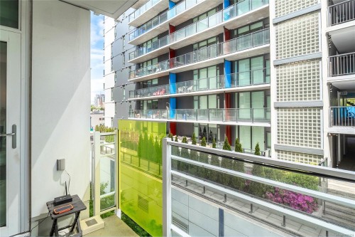 408-1090 Johnson St, Victoria, BC - Outdoor With Balcony