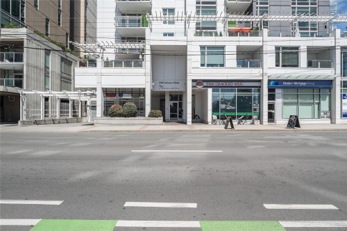 408-1090 Johnson St, Victoria, BC - Outdoor With Balcony