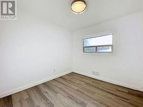 4 Kitson Drive, Toronto, ON - Indoor Photo Showing Other Room