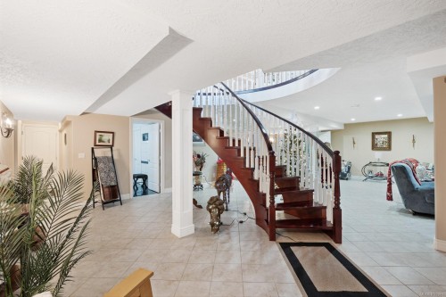 1781 Thurber Rd, Comox, BC 