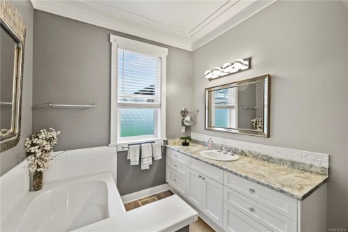 4937 Eagle View Lane, Saanich, BC 