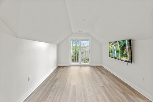 4937 Eagle View Lane, Saanich, BC 