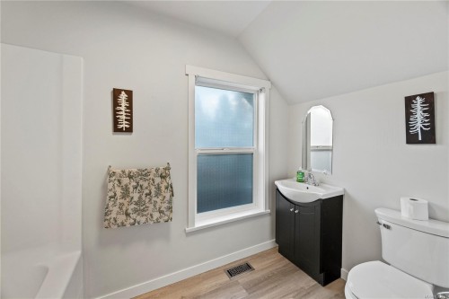 4937 Eagle View Lane, Saanich, BC 