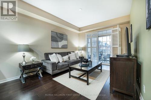 70 Lovegrove Lane, Ajax, ON - Indoor Photo Showing Living Room