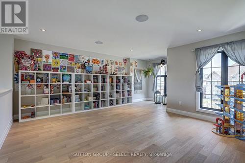 2397 Meadowlands Way, London North (North R), ON - Indoor Photo Showing Other Room