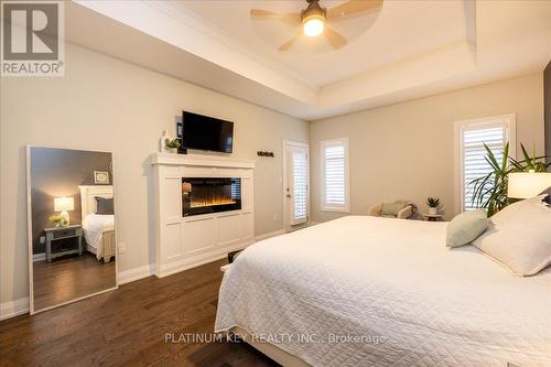 88 Collins Way, Strathroy-Caradoc (Se), ON - Indoor Photo Showing Bedroom